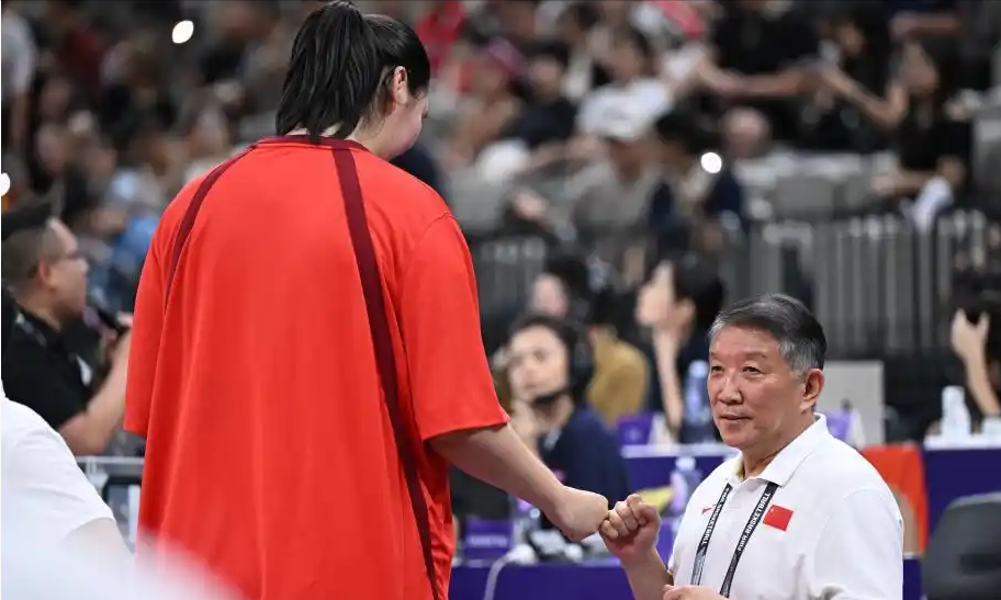 日本队险胜韩国队,郑思维统治全场 日本队险胜韩国队,郑思维统治全场