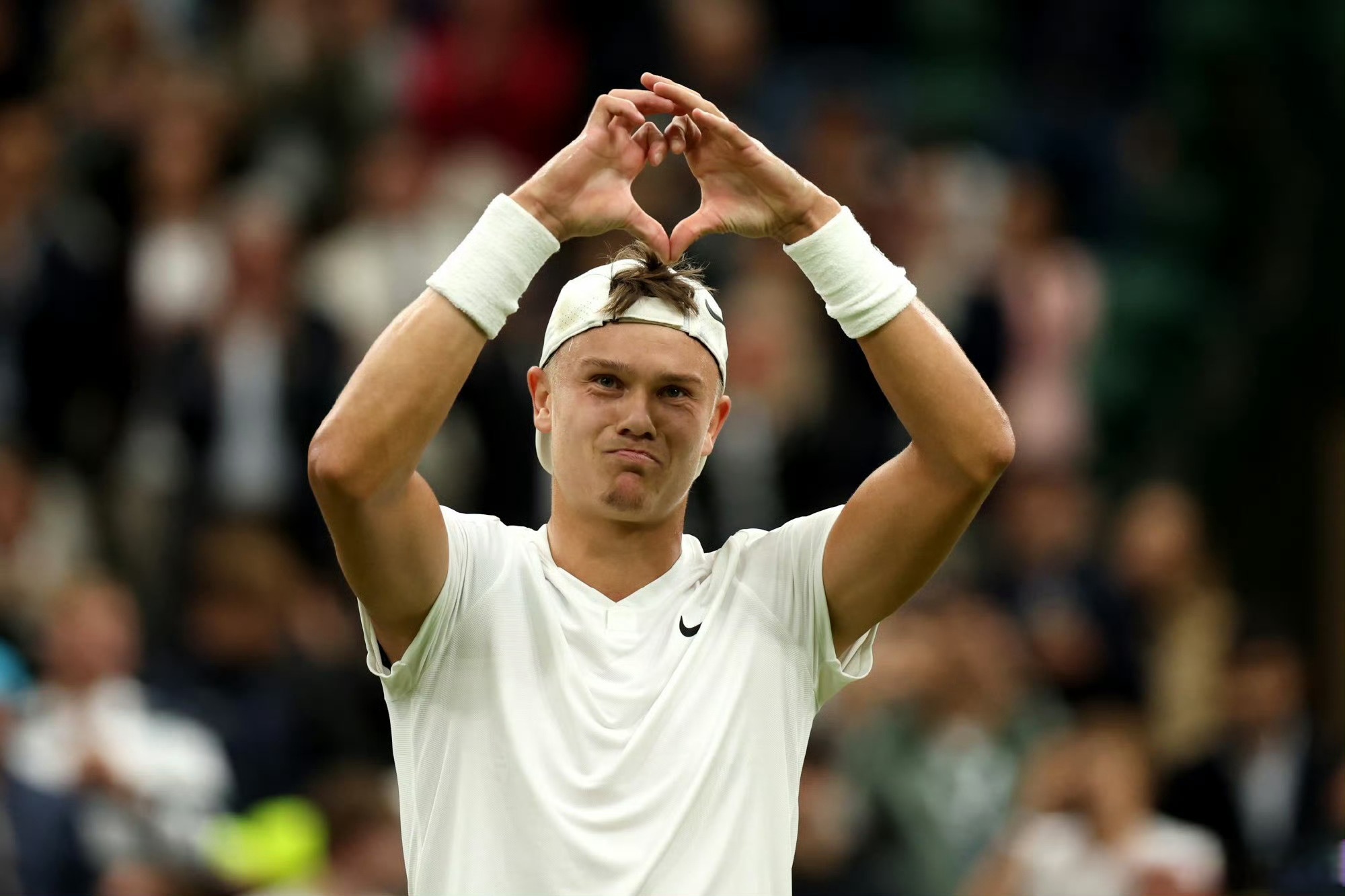 温网横扫年终总决赛,鲁德高光表现 温网横扫年终总决赛,鲁德高光表现