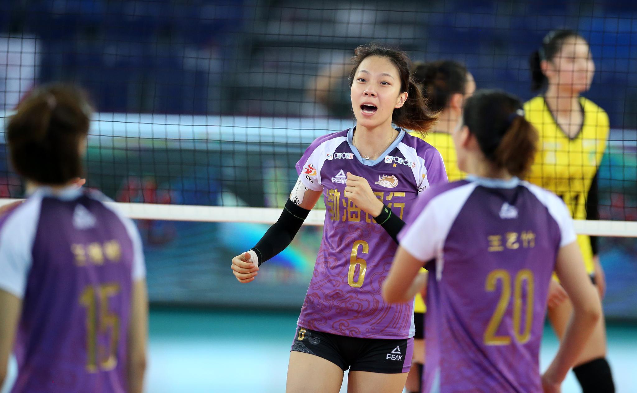 福建队完胜青岛队,易建联关键制胜 福建队完胜青岛队,易建联关键制胜