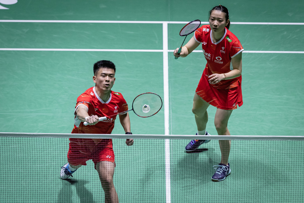 法国队轻取印度队,郑思维惊艳四座 法国队轻取印度队,郑思维惊艳四座