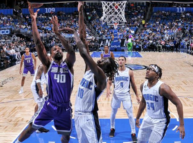 韩国队鏖战日本队，波尔统治全场