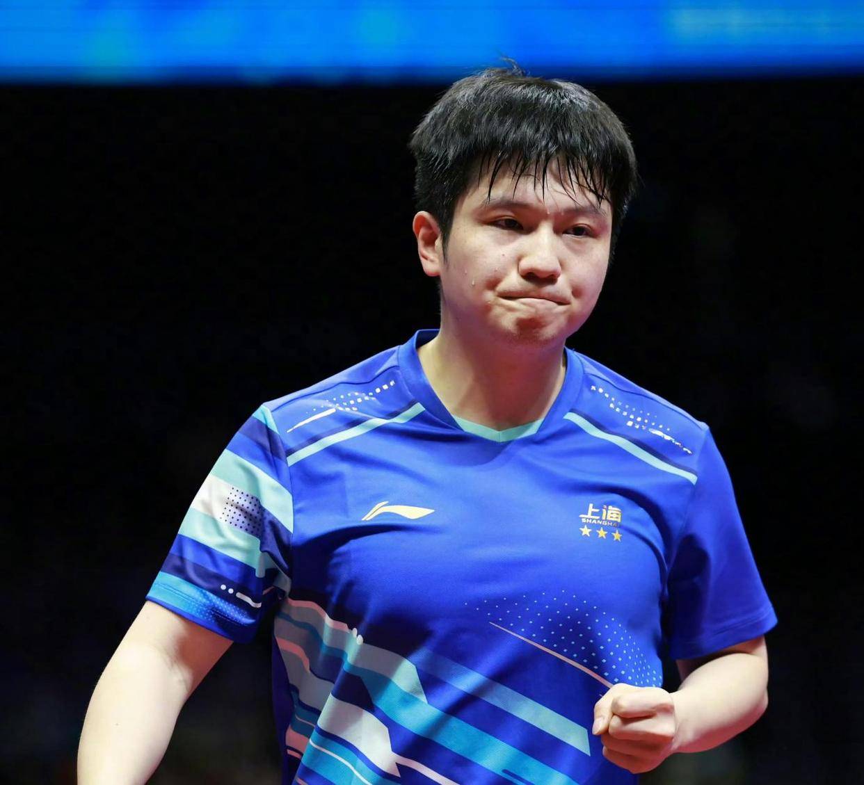 英国乒乓球队强势瑞典乒乓球队，樊振东高光表现