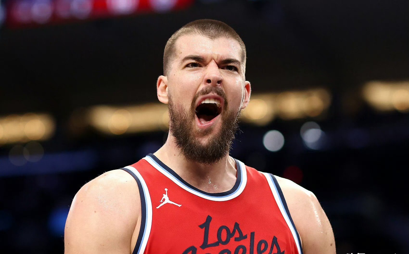 雄鹿轻取四川队，乔治刷新纪录