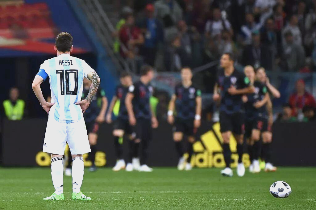 梅西遭遇困境，球队成绩不佳引发争议