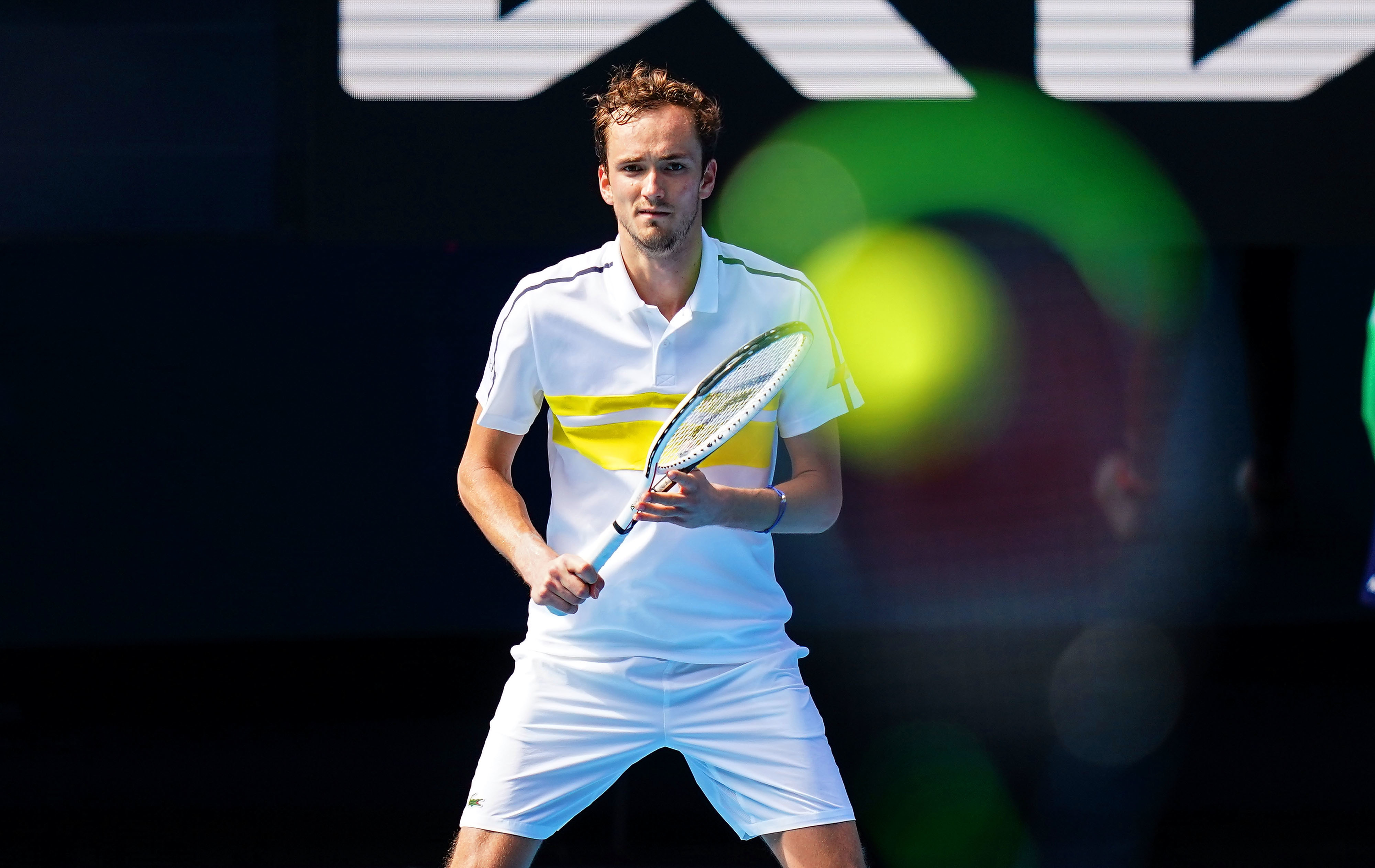 法国网球队横扫欧洲网球队,梅德韦杰夫高光表现 法国网球队横扫欧洲网球队,梅德韦杰夫高光表现