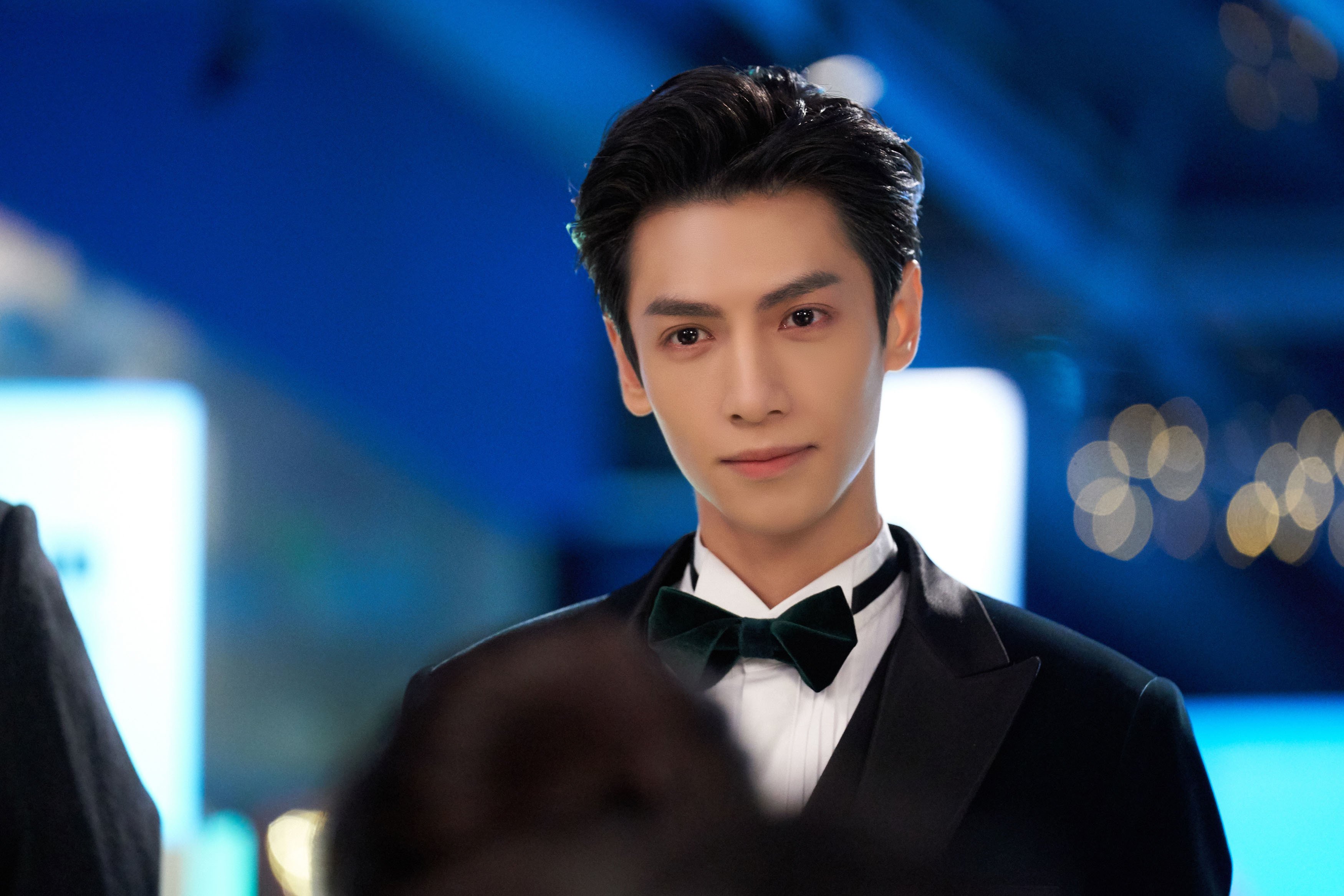 德甲争冠战焦点战,步行者轻取国王