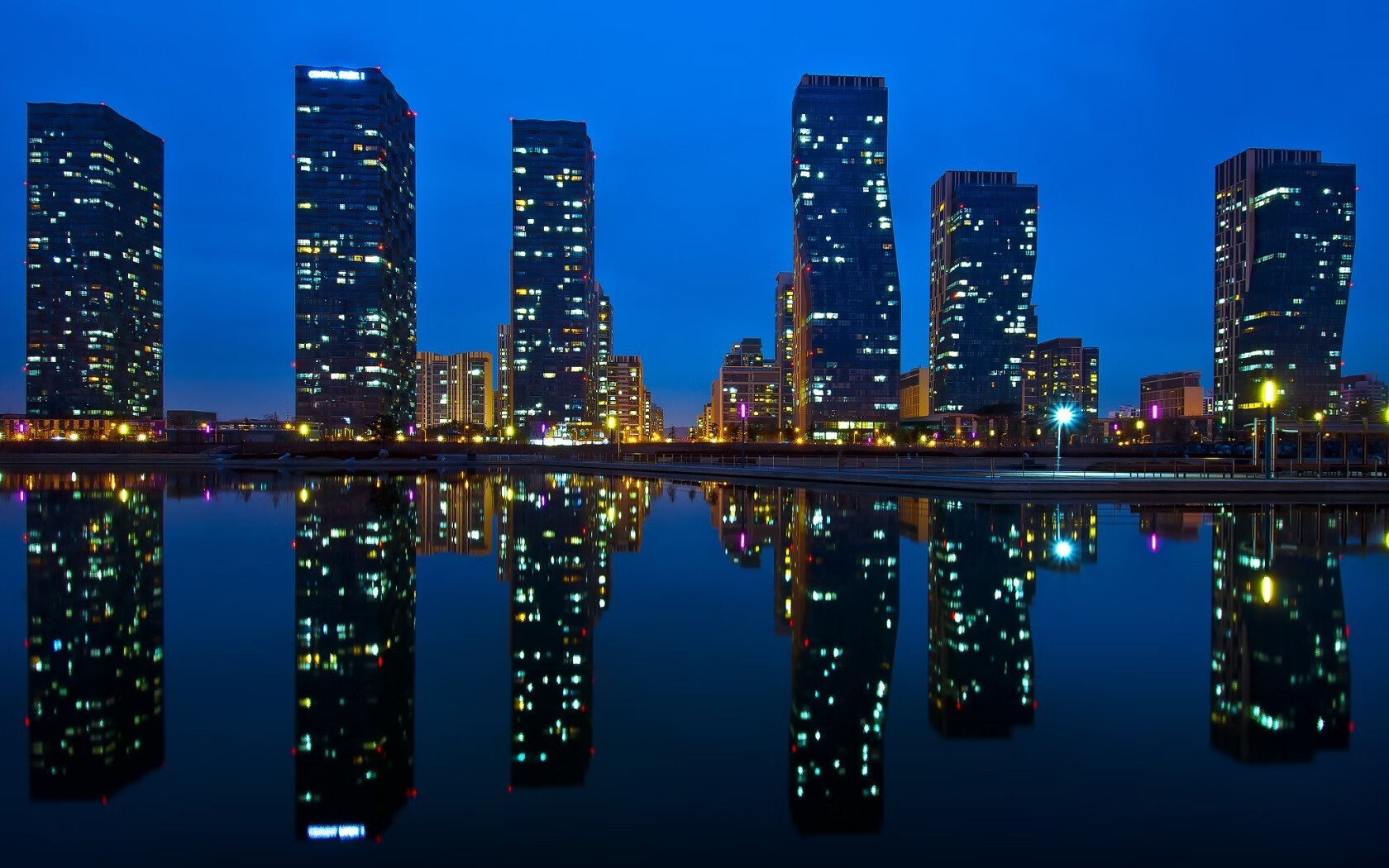 杰伦·格林狂轰42分撕裂奇才防线，广厦队展现亚洲篮球新高度