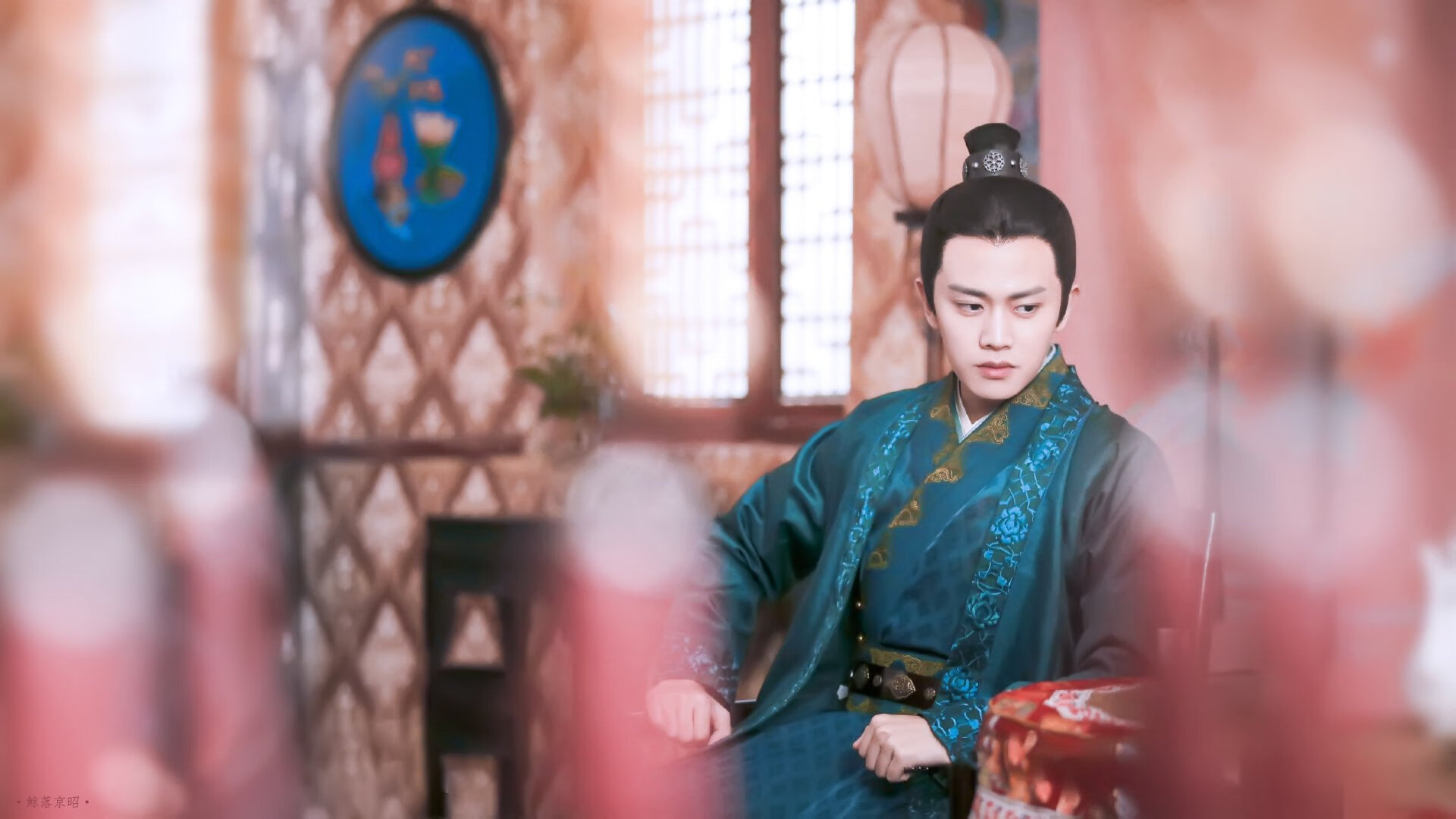 东部新王座之争,恩比德压哨绝杀,76人险胜篮网改写季后赛格局