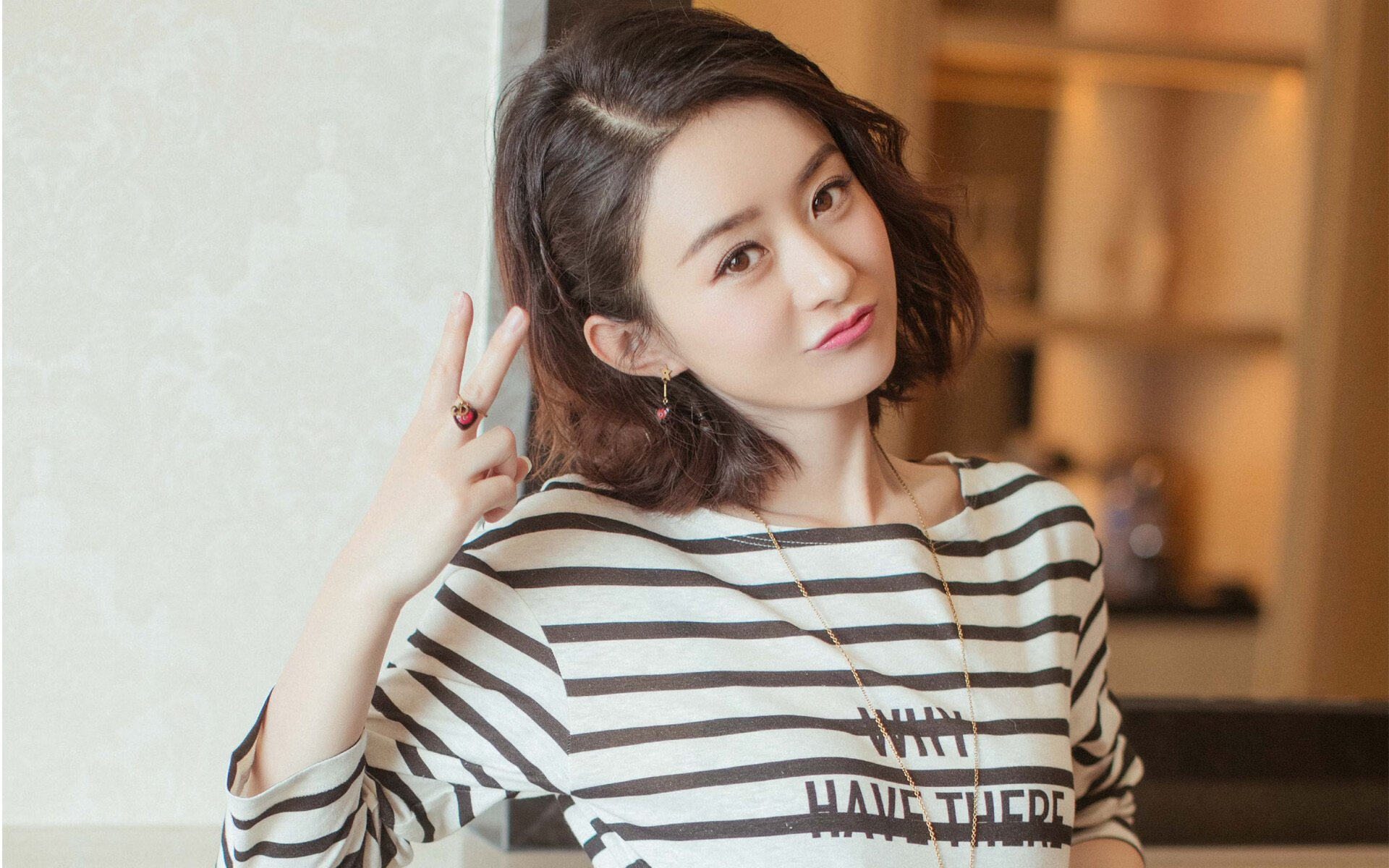 当东方期待遇上西方现实,比利时逆转中国背后的足球文明对话,与三笘薰欧冠闪耀的亚洲新叙事