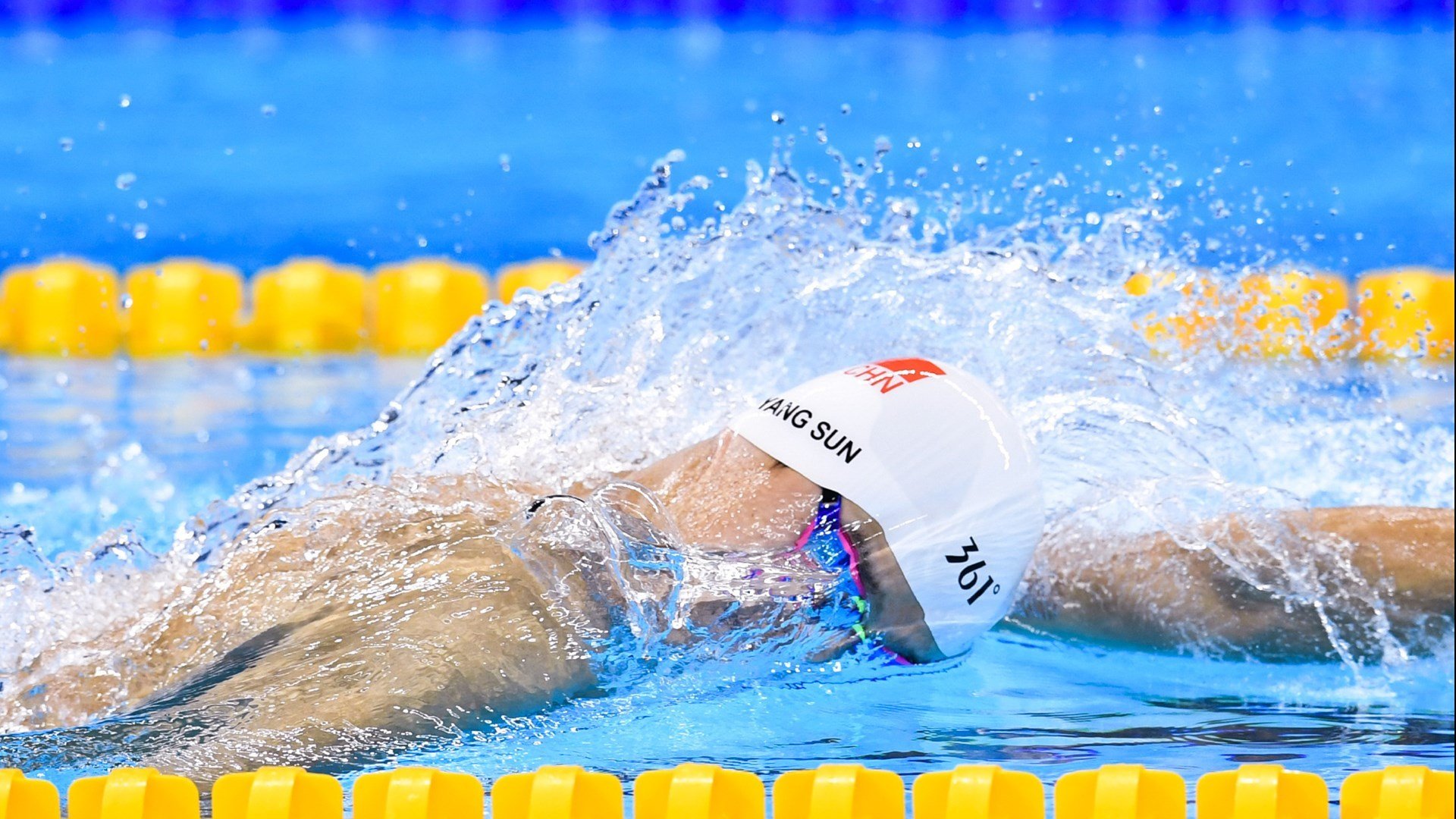 欧冠半决赛之夜,加维关键节点连续得分,定义新时代的诞生