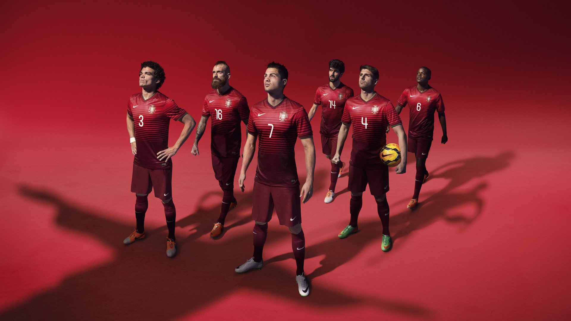 巴黎铁塔下的中场王权,罗德里统治全场,力克乌克兰背后的战术革命